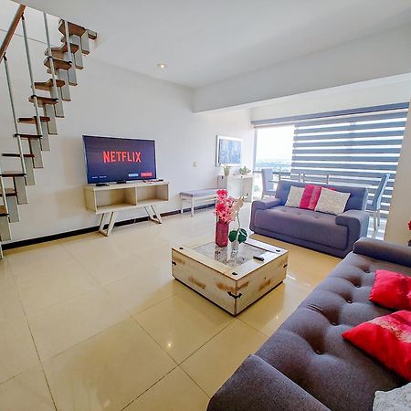 דירות גואדלחארה Penthouse Espectacular Vista Cd A.C. Wifi 300Mbps מראה חיצוני תמונה