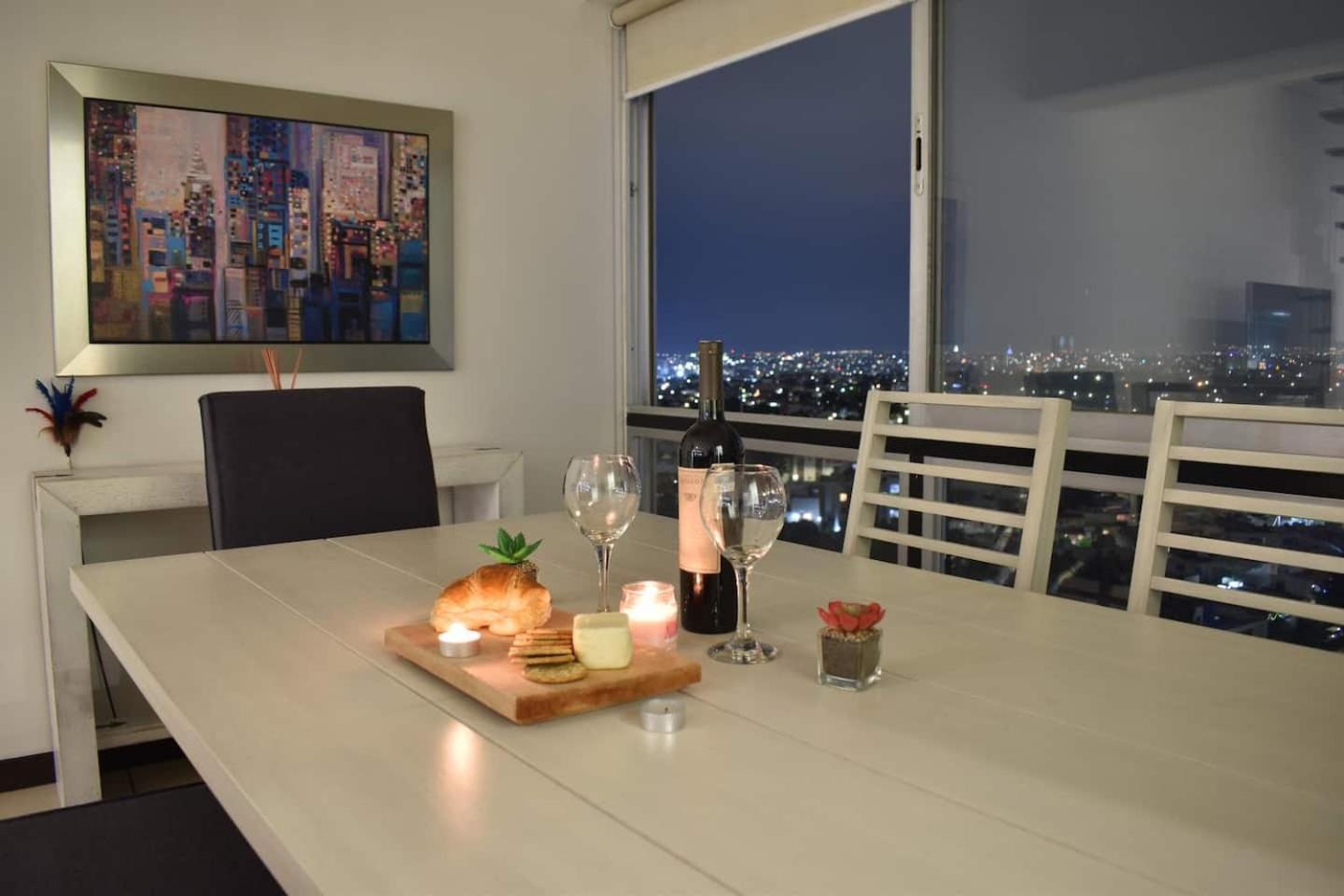 דירות גואדלחארה Penthouse Espectacular Vista Cd A.C. Wifi 300Mbps מראה חיצוני תמונה